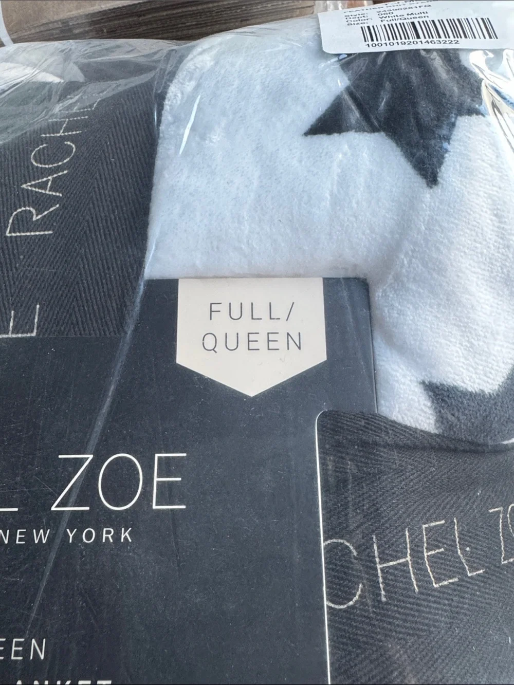 Rachel Zoe White & Black Star Soft Plush Blanket - Full/Queen